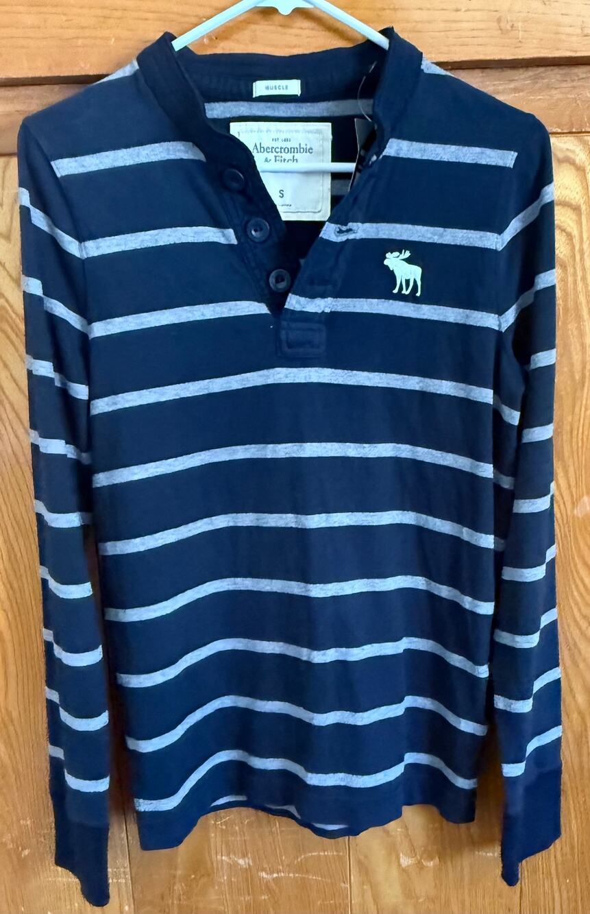 NWT Y2K Abercrombie & Fitch Long Sleeve Henley Navy, Small